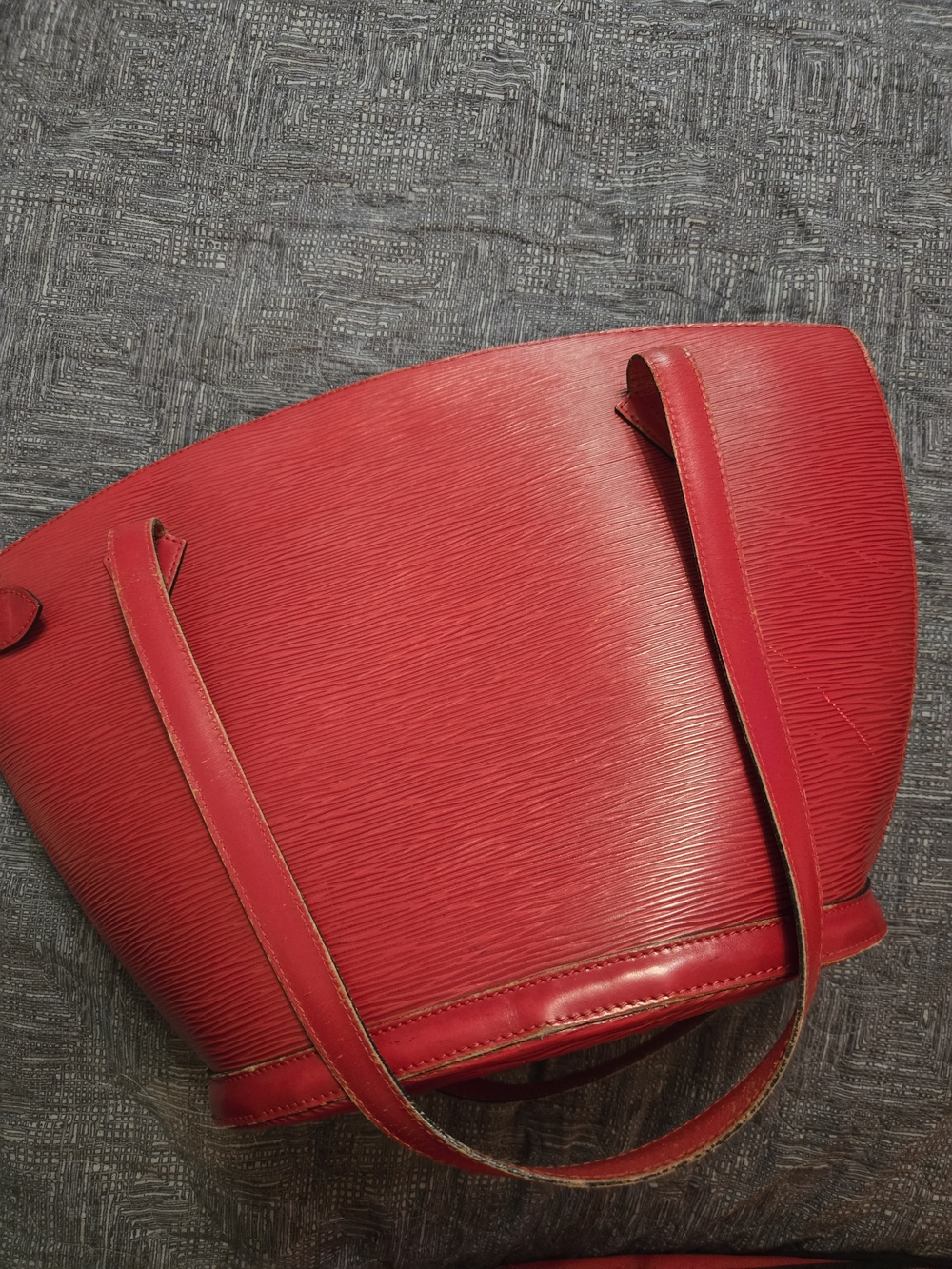 Louis Vuitton Red Epi Leather Shoulder Tote
